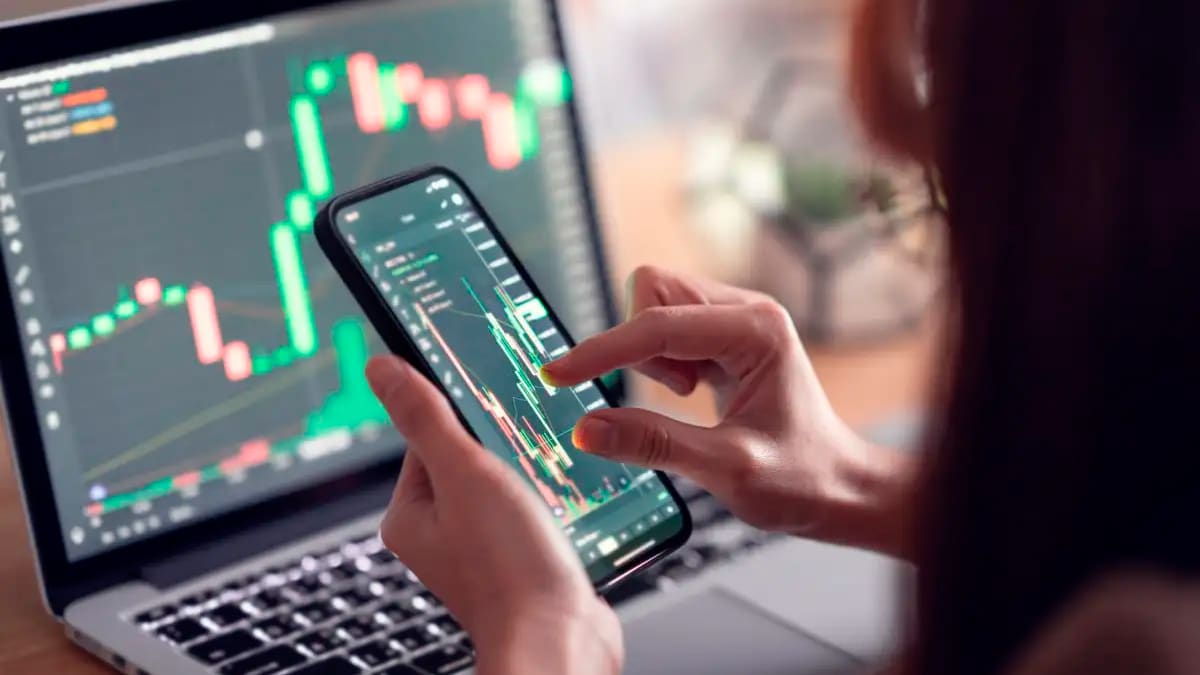 Entender o seu perfil de investimentos é fundamental na hora de escolher entre day e swing trading
